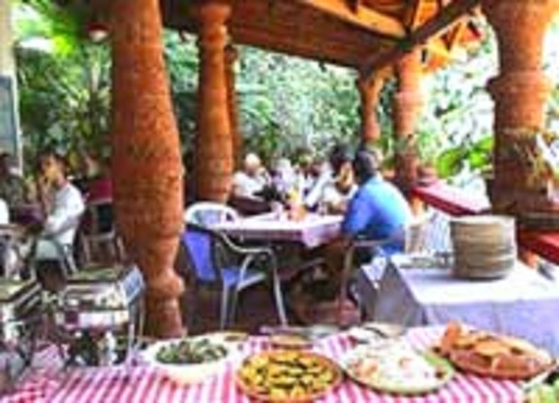Astoria Hotel Parra Kültér fotó